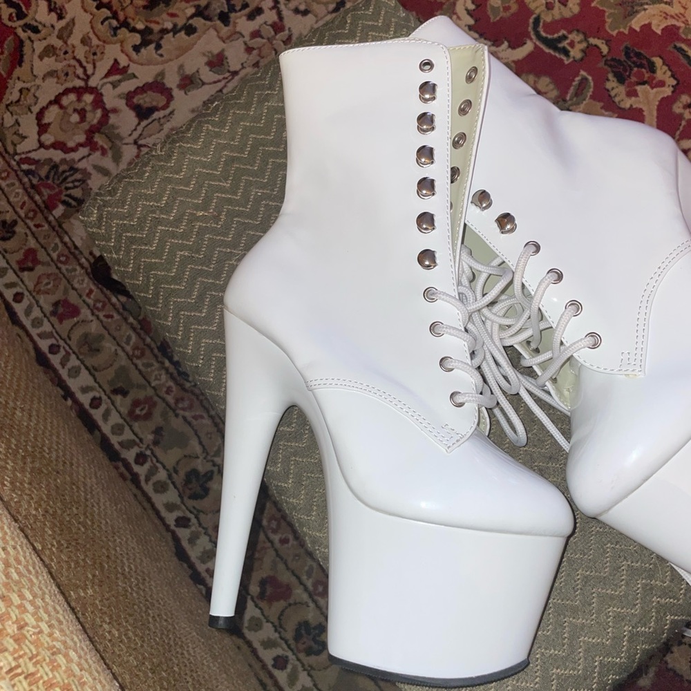 ✧NWOT:Pleaser Adore 1020 White Pvc/Vinyl/Latex/Patent Leather Platform Boots🔥 - Picture 2 of 2